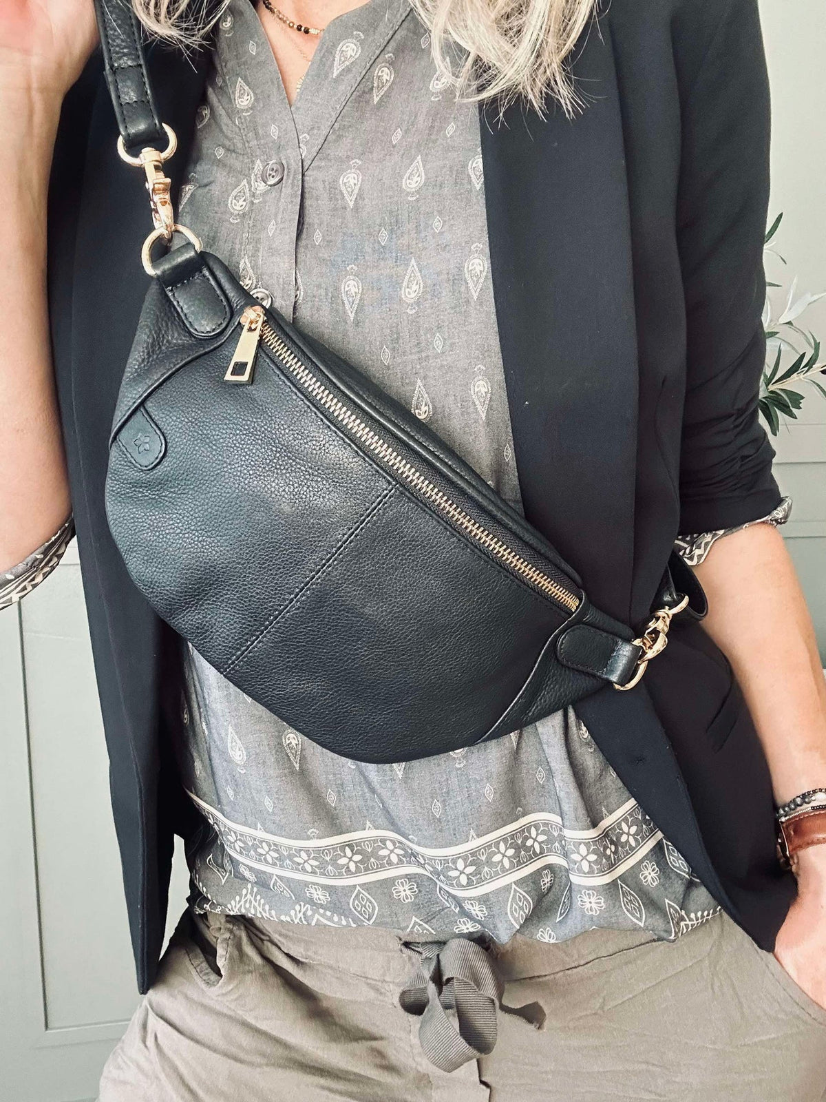 Bumbag Molly - Black / gold