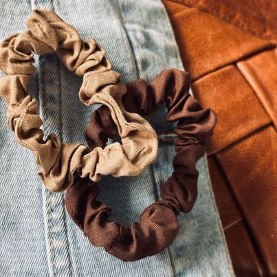 Haarelastiekjes Scrunchie Brown - 2 stuks