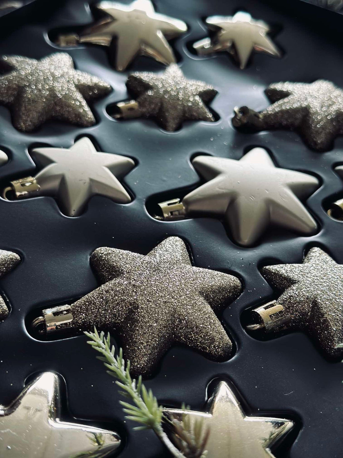 Kerstballen met sterren - Set van 16 stuks