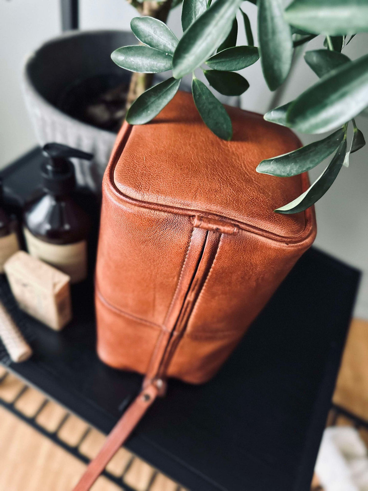 Toilettas Roy Cognac