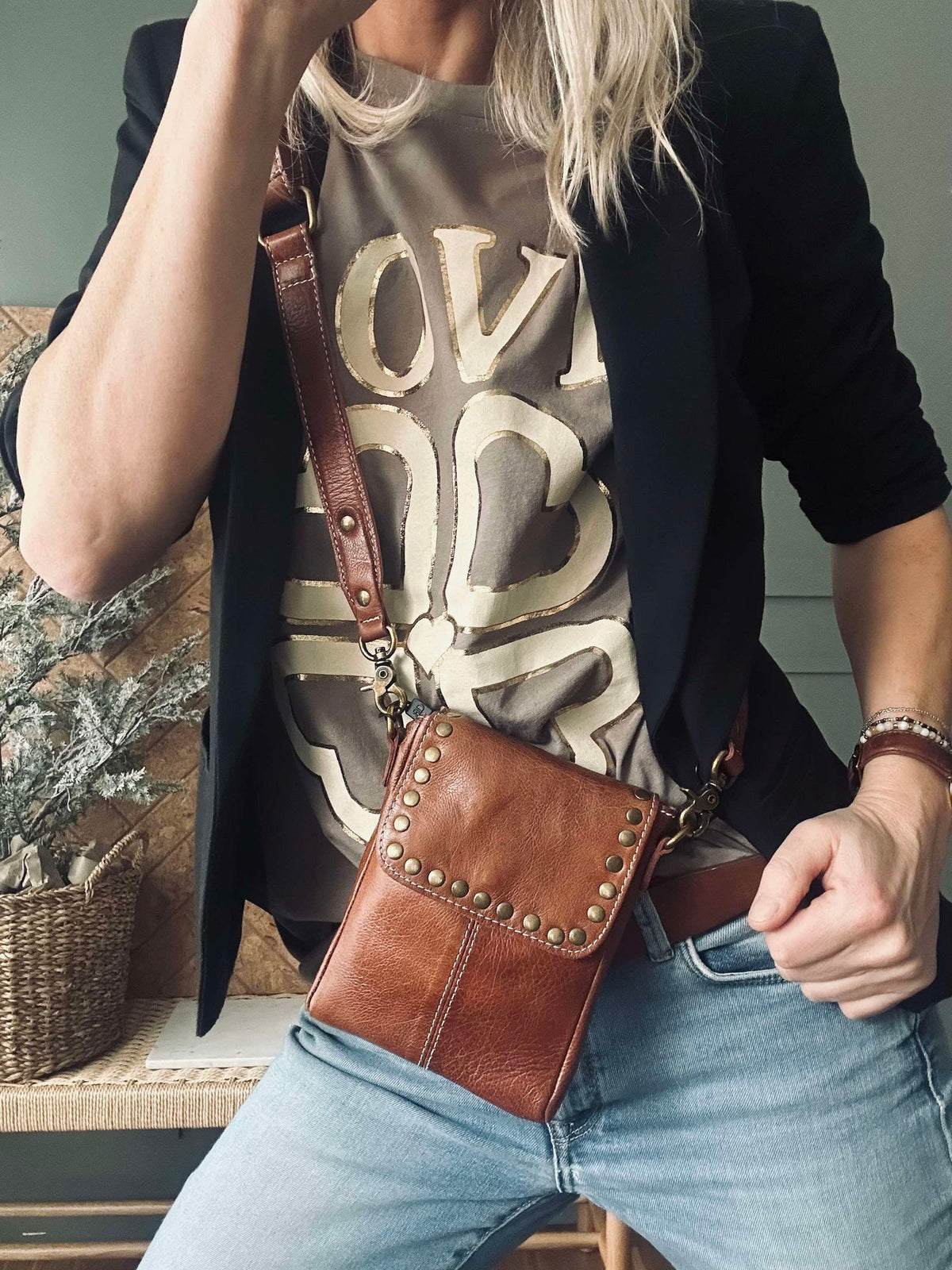 Mobieltas Sally Walnut