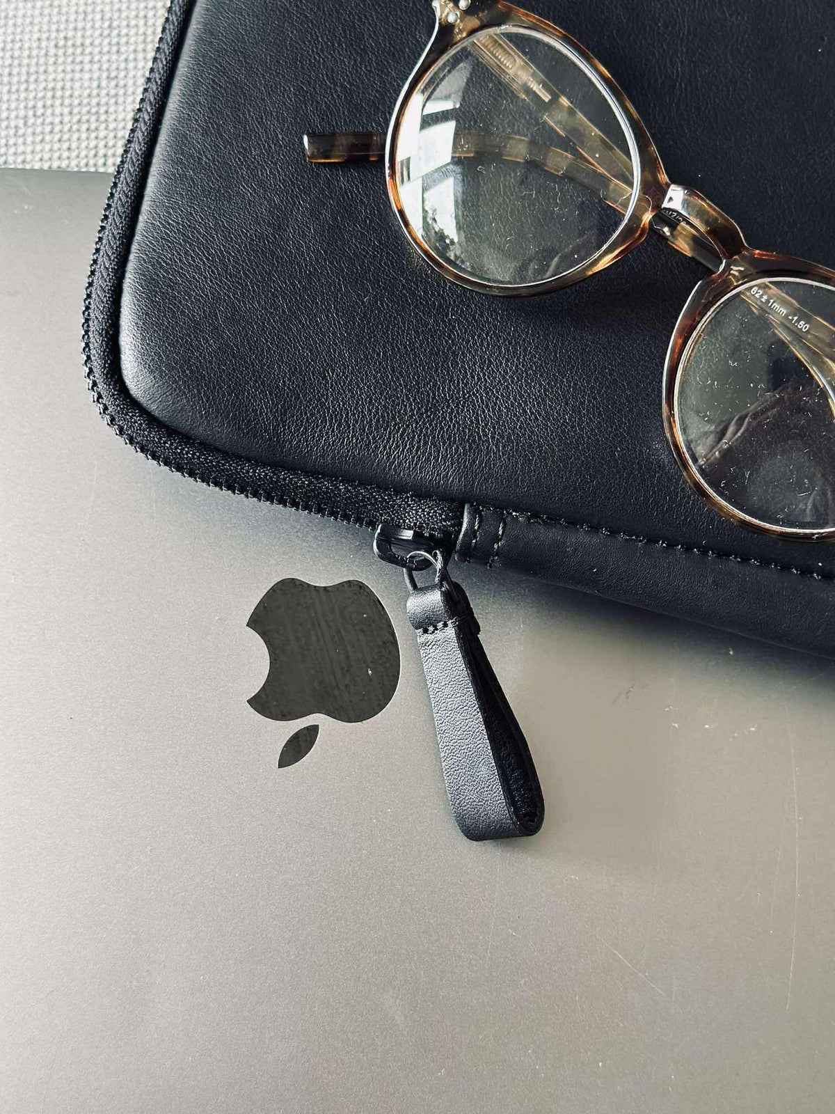 Laptop sleeve - Zwart / zwart