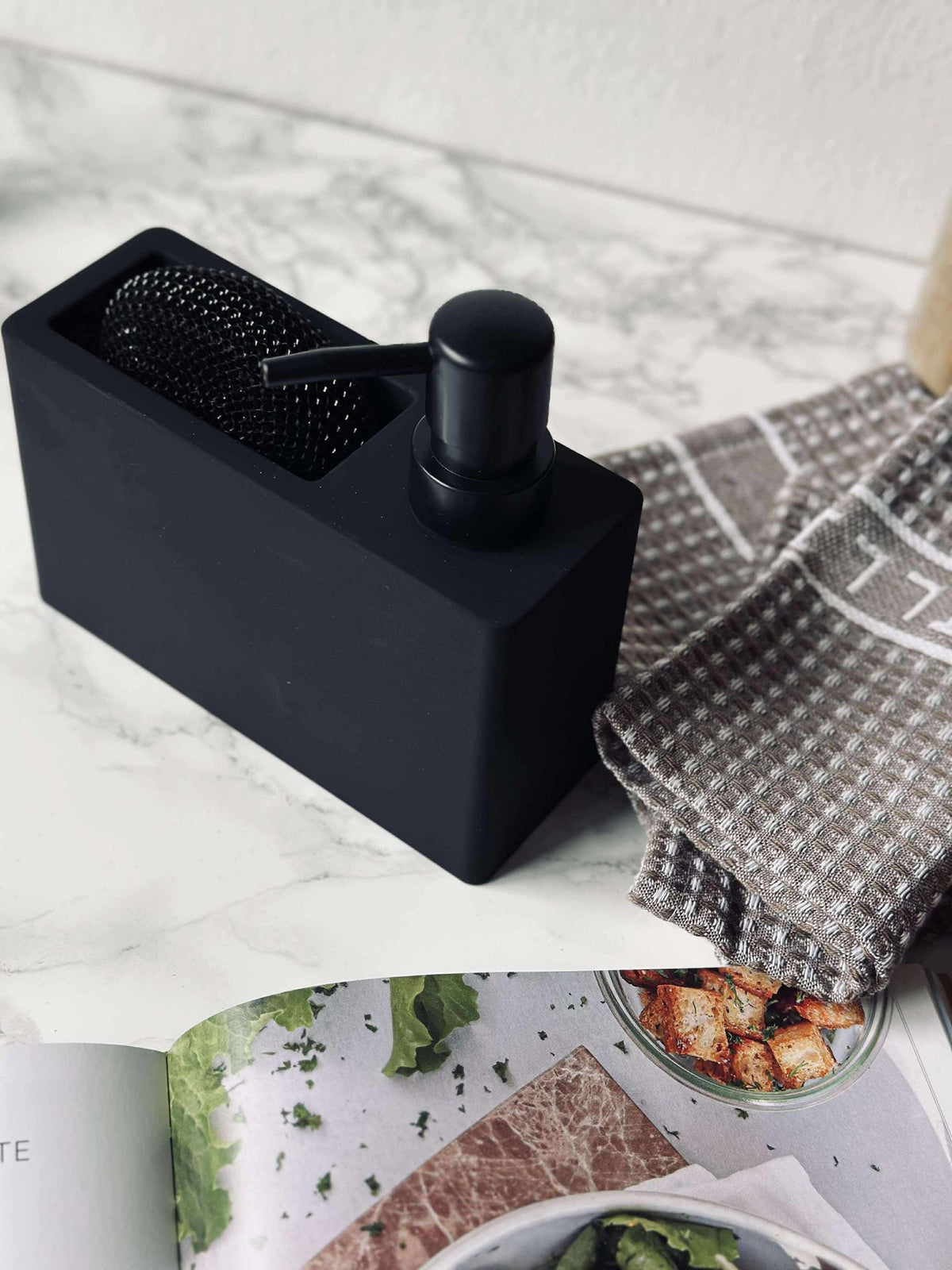 Zeepdispenser met spons
