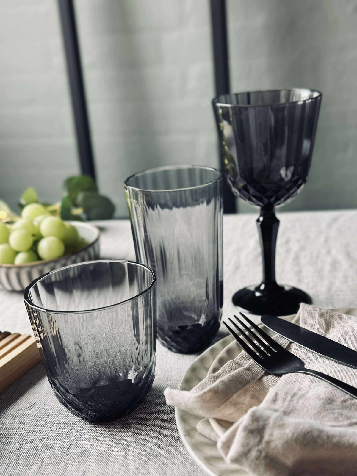 Waterglas Sanna grey 345 ml.