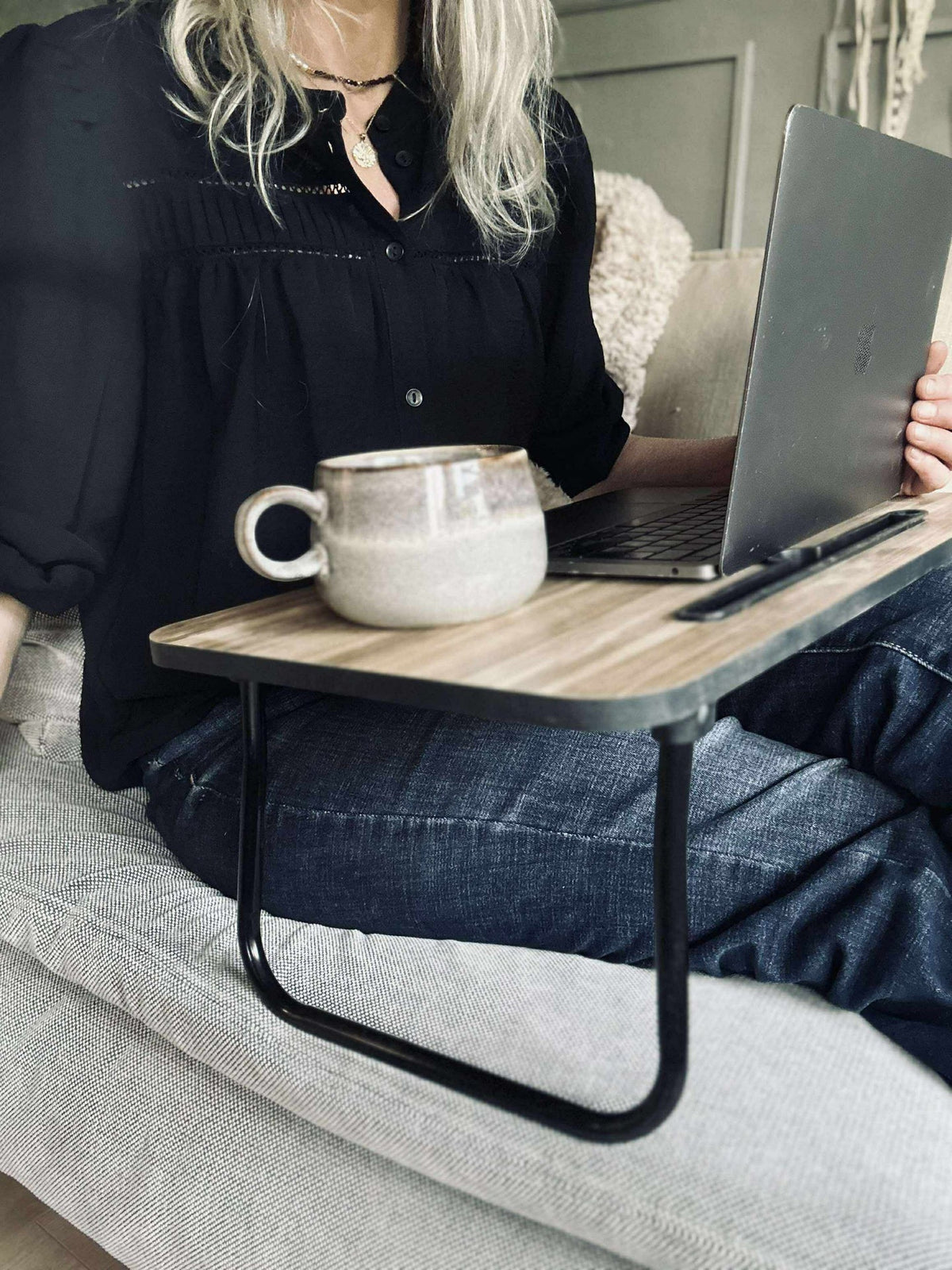 Bijzettafeltje met houder voor iPad / telefoon