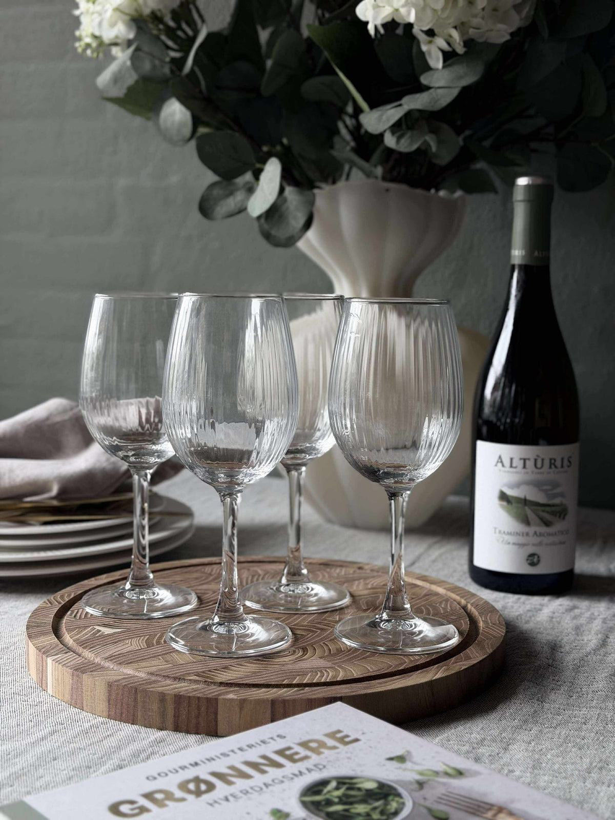 Wijnglazen Geribbeld met gouden rand - 4 st. 350 ml