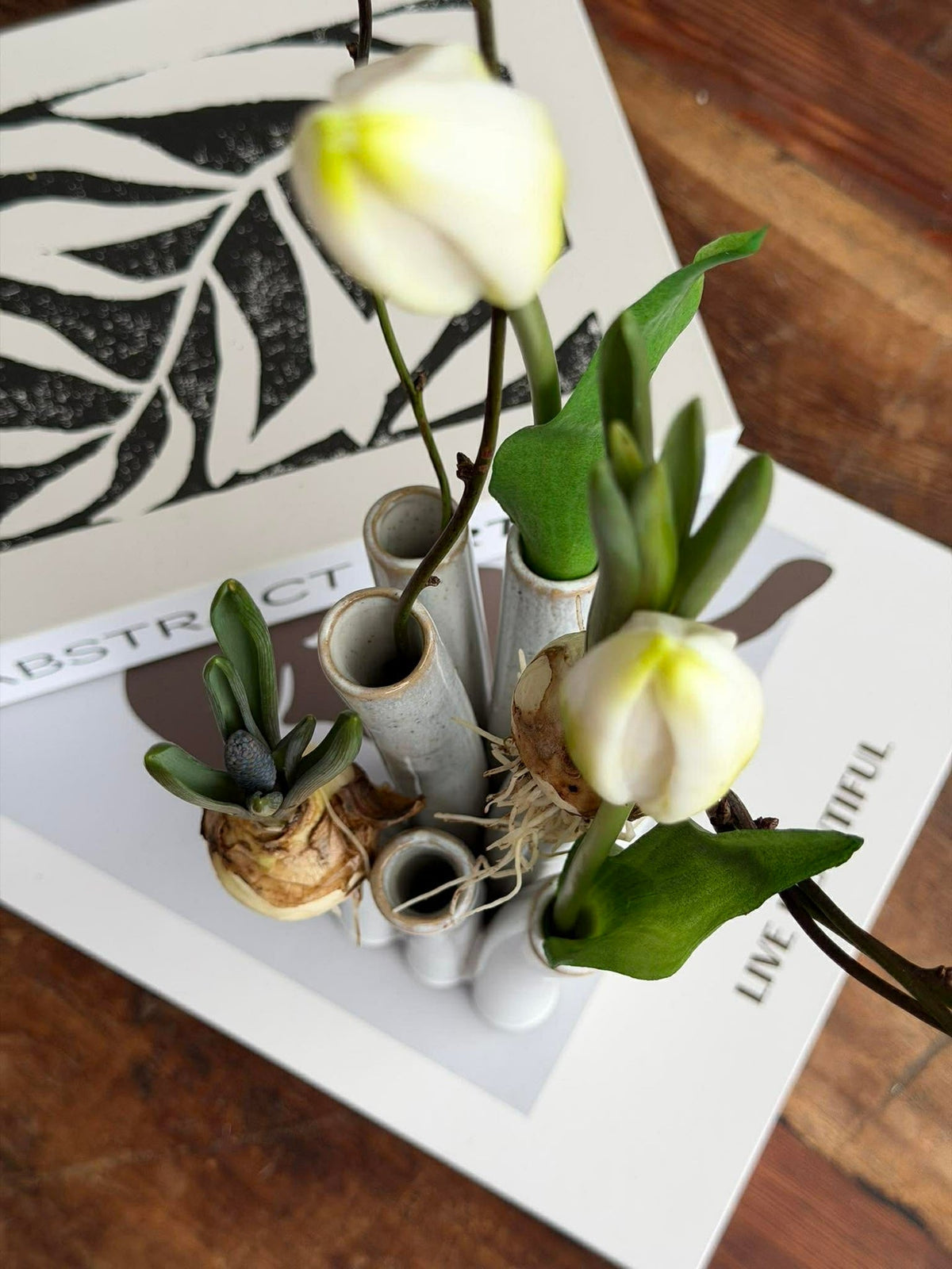 Vase Round Wit