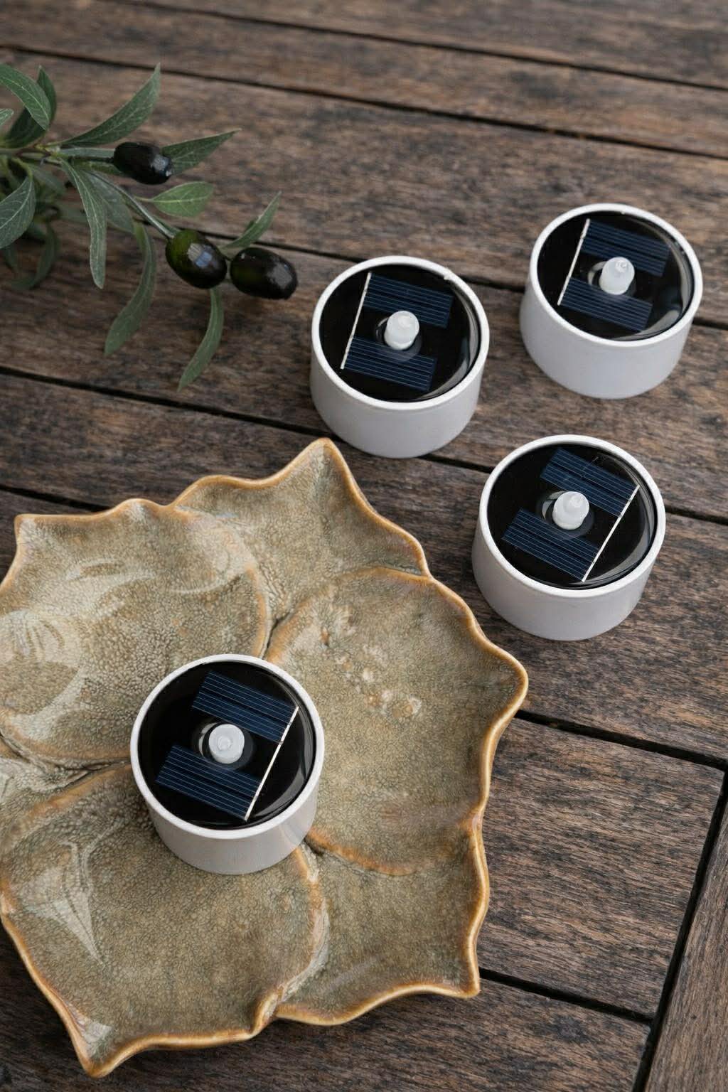 Led-theelichtjes op zonne-energie – Verpakking van 4 stuks.