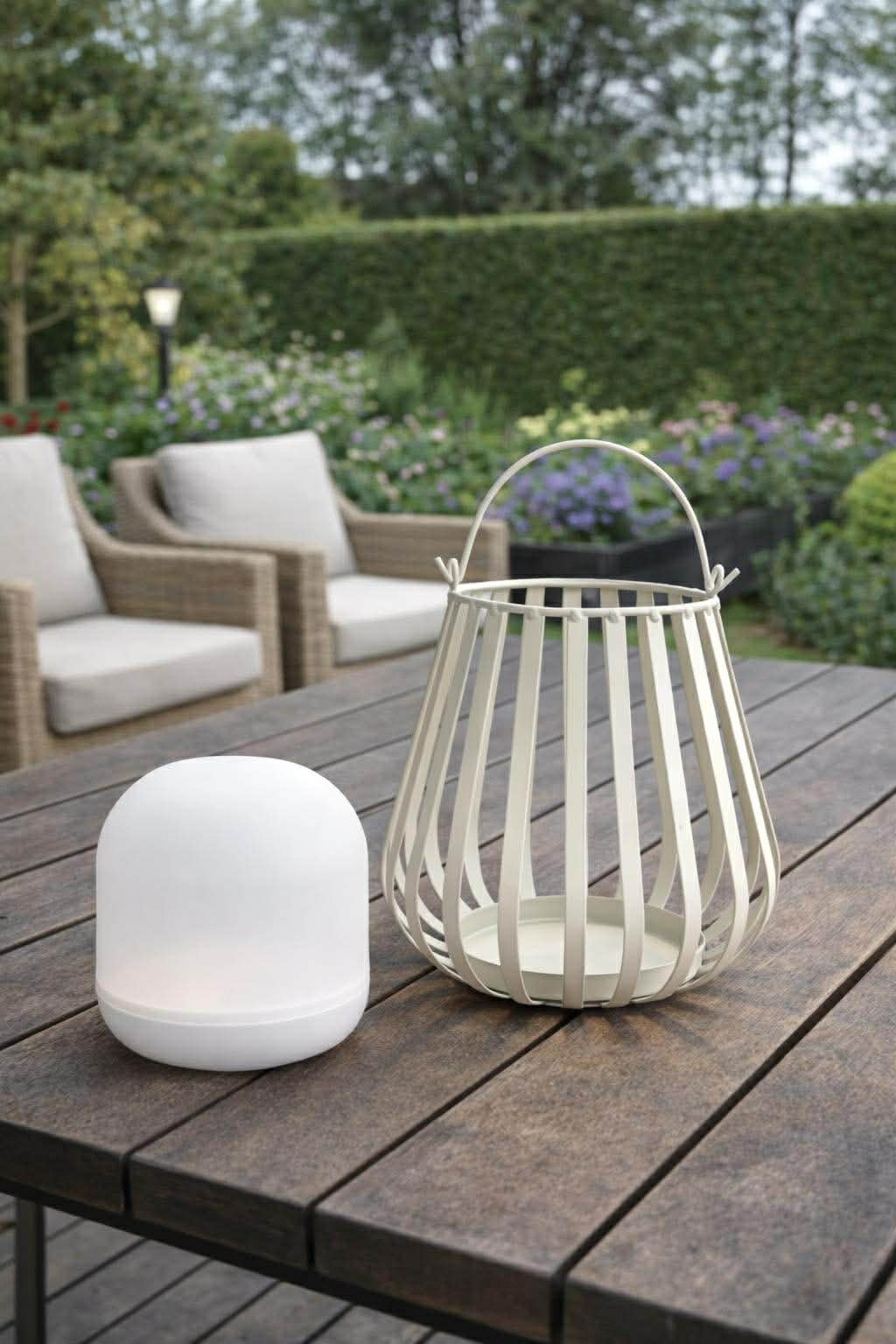 Lantern Alma – White