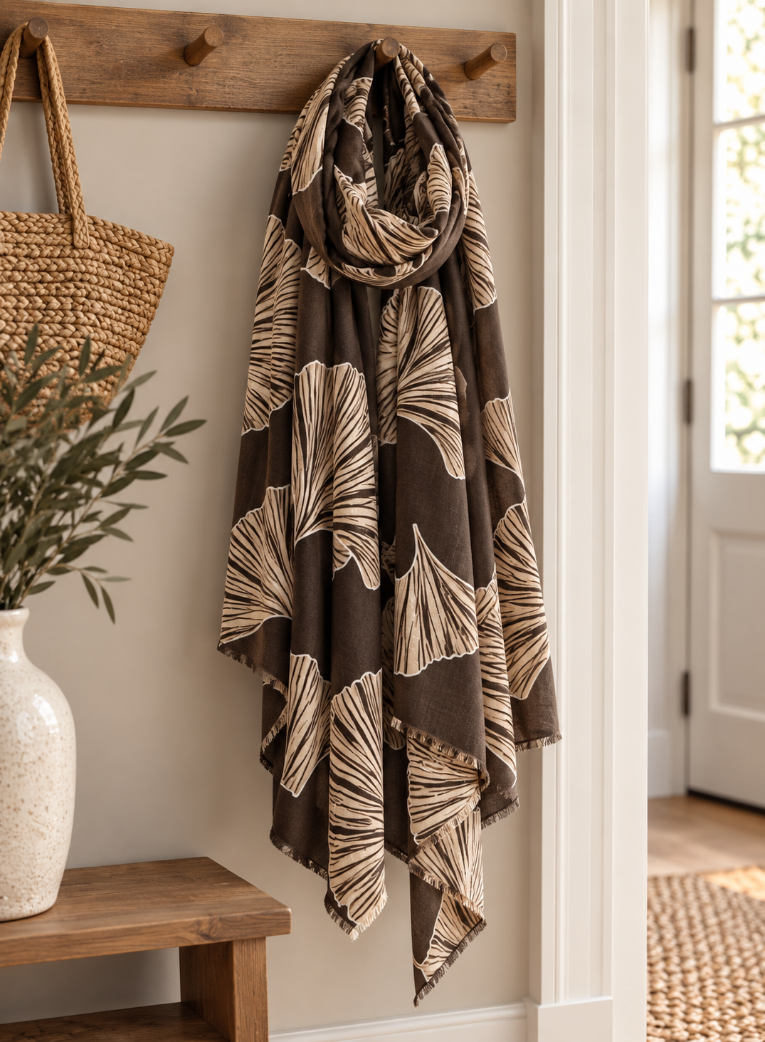 Sjaal brown leaf