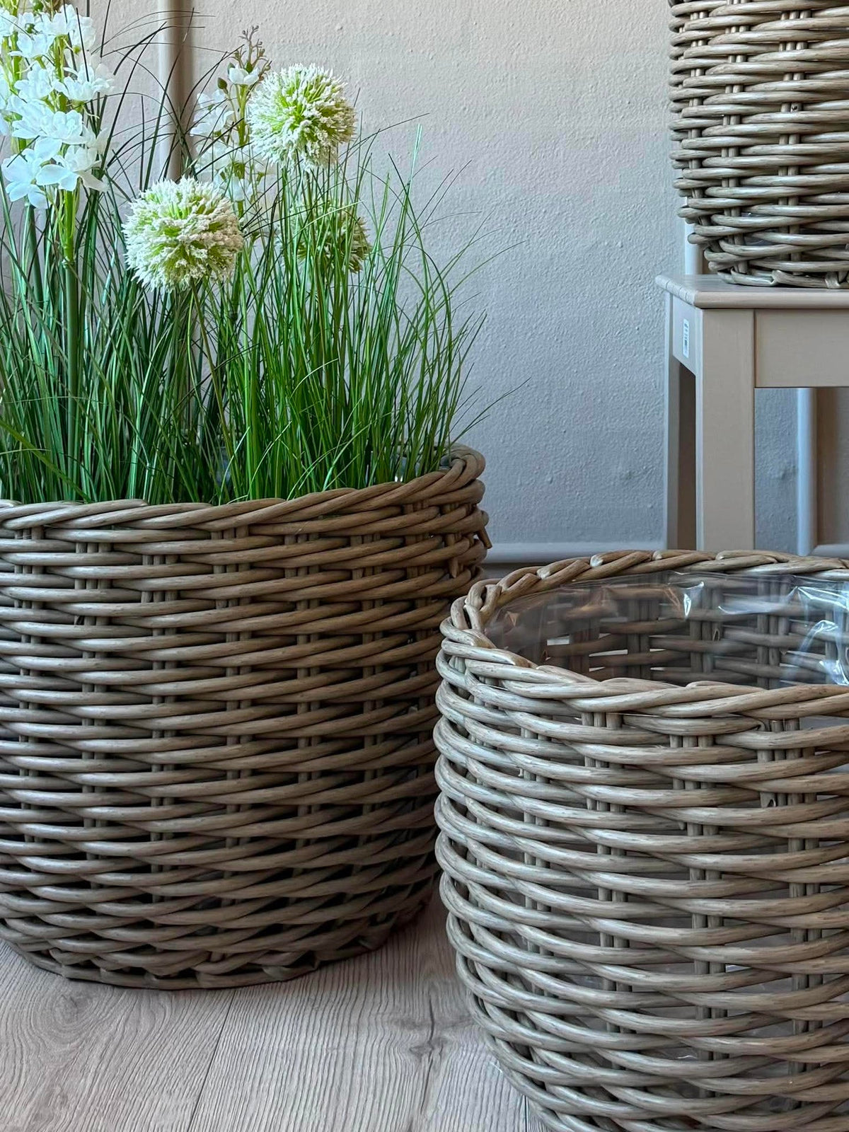 Plantenmanden RATTAN Grijs – Set van 3 maten