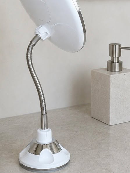 Make-upspiegel met licht