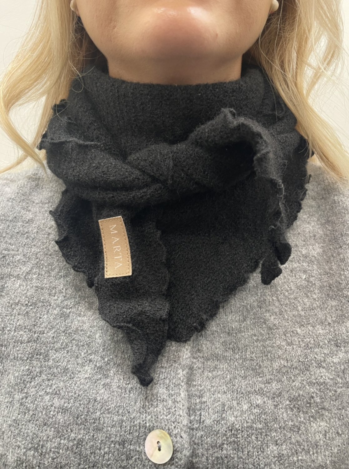 Sjaal Agnete black