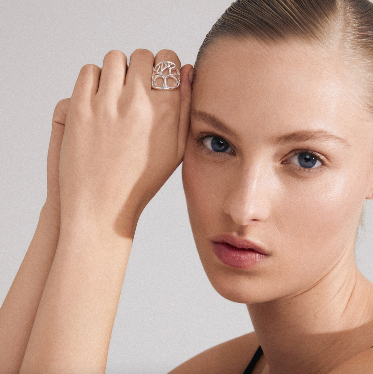 Ring ALIA verzilverd