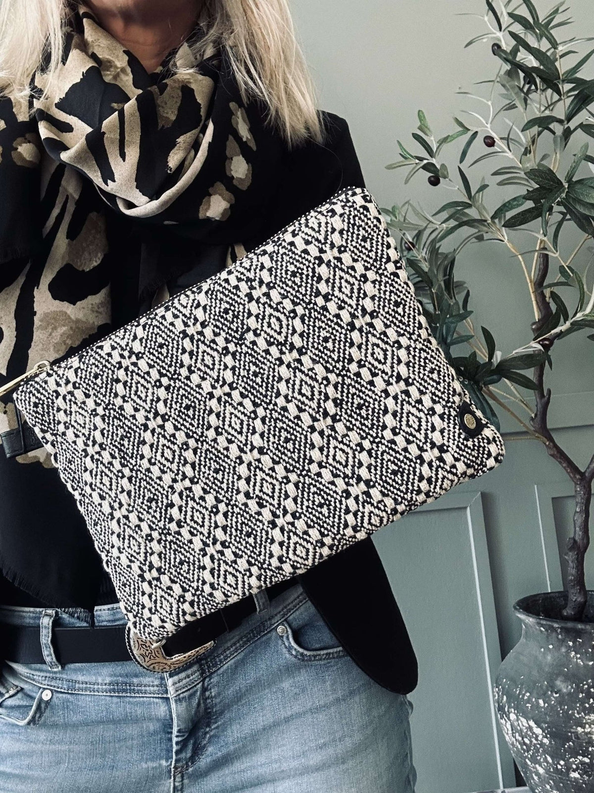 Clutch Black - VIAMAJA.DK