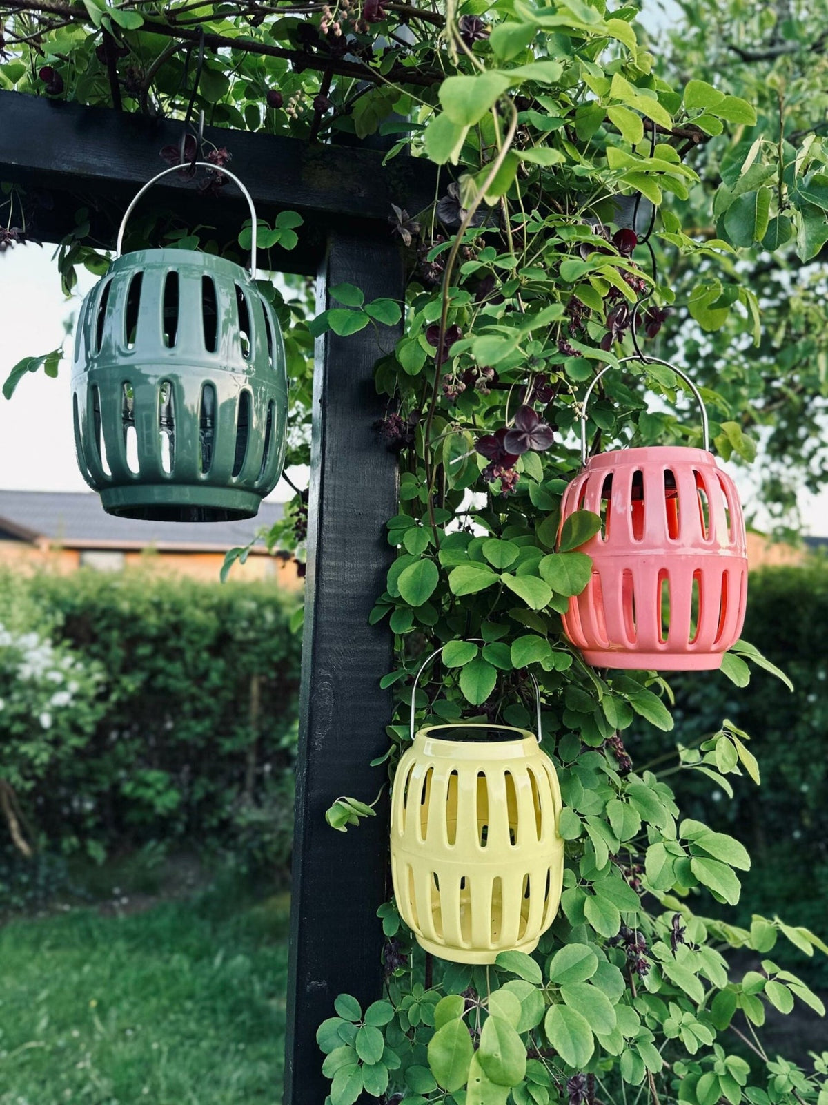 Lanterne med solceller - Coral summer - VIAMAJA.DK
