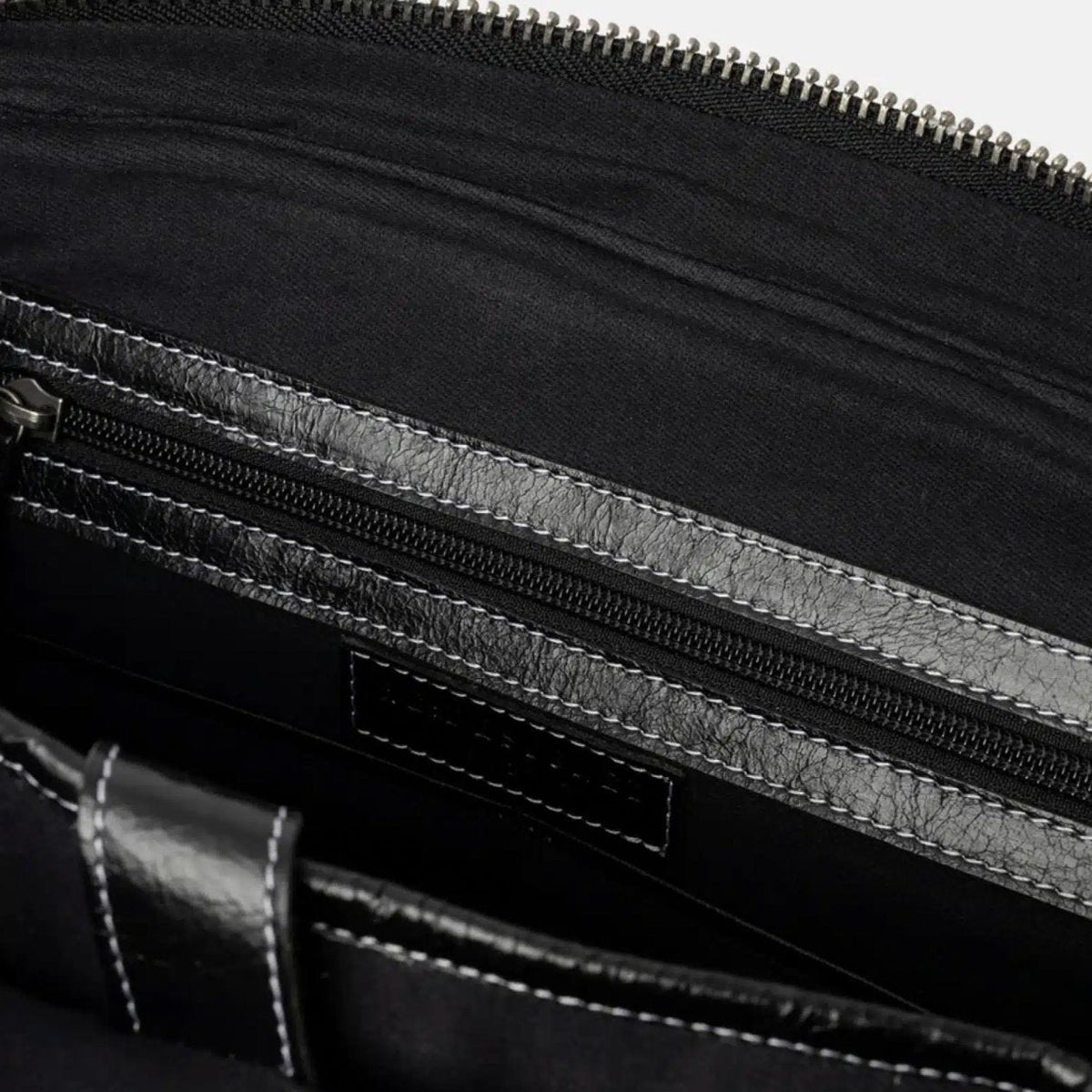 Laptop Falke black leather - VIAMAJA.DK