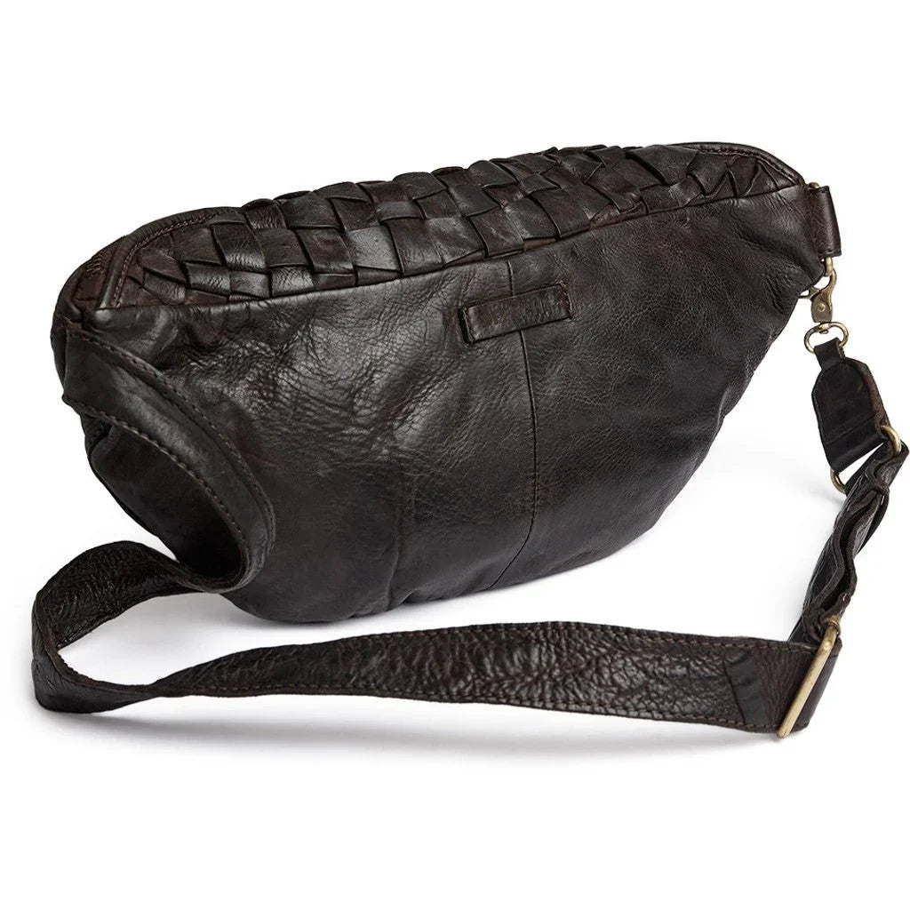 Warsaw bumbag van handgevlochten leer - Dark Brown