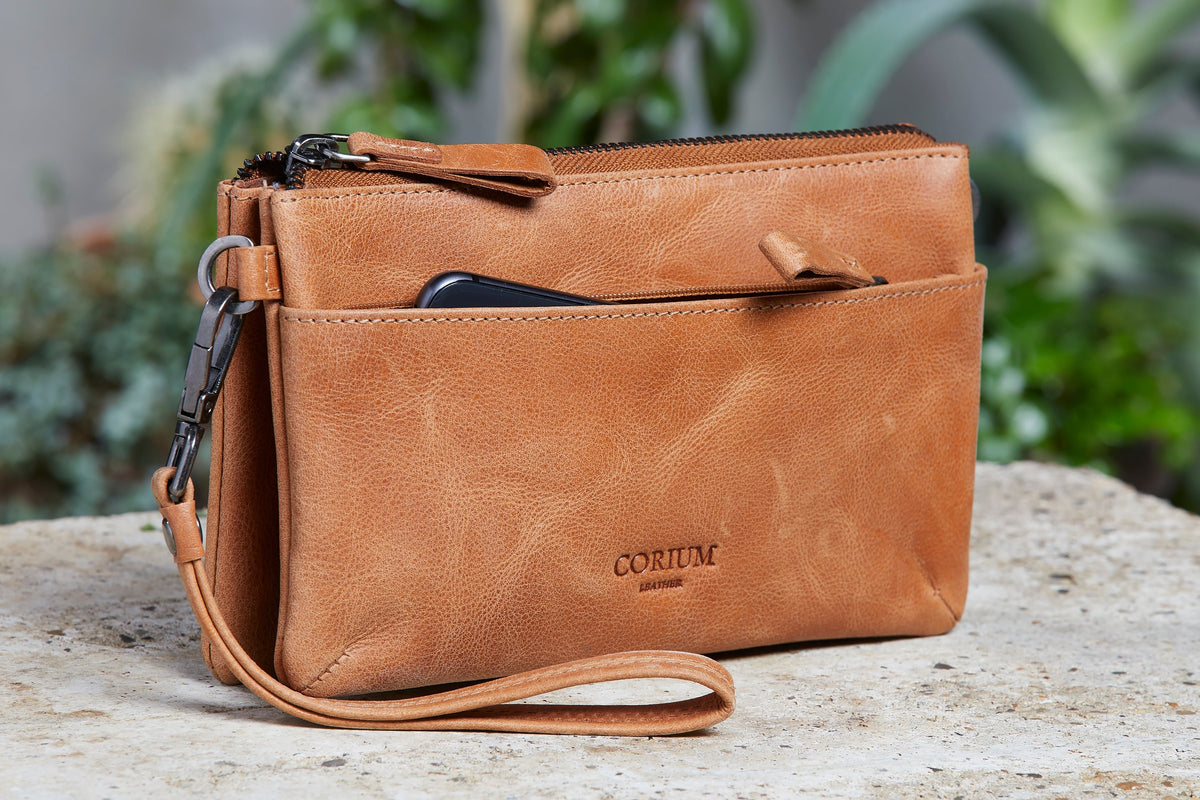 Clutch ASTA m. lange riem & strop, Cognac