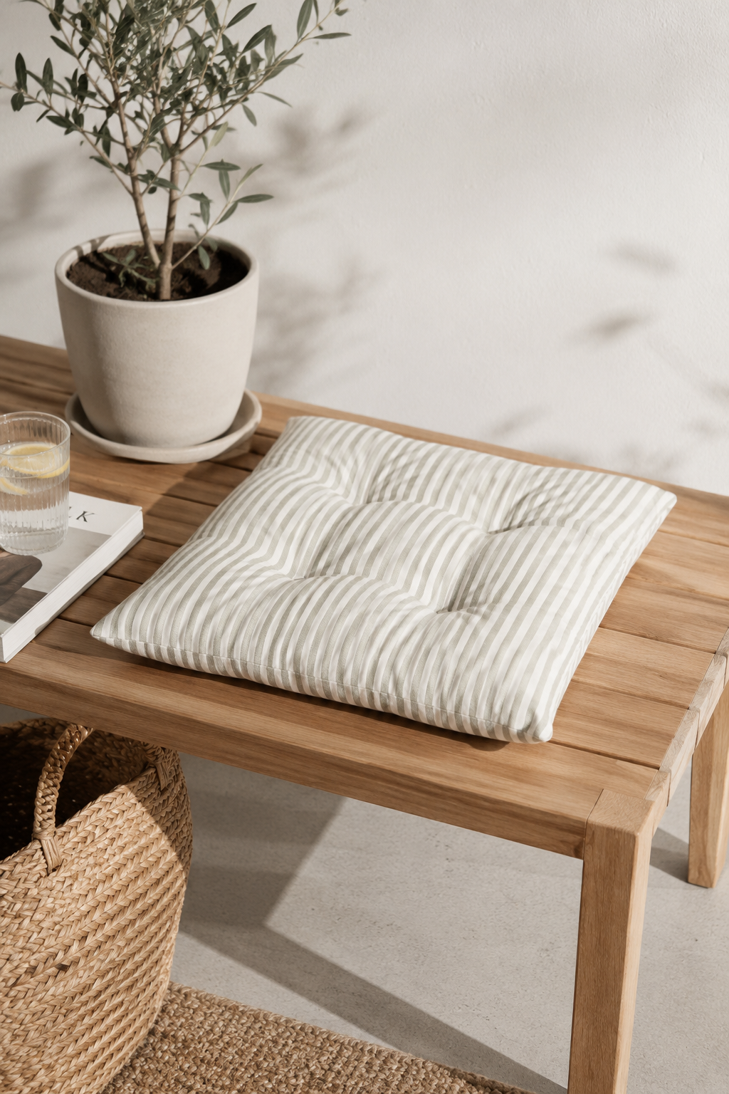 Tuinkussen futon – Gestreept saliegroen 40×40