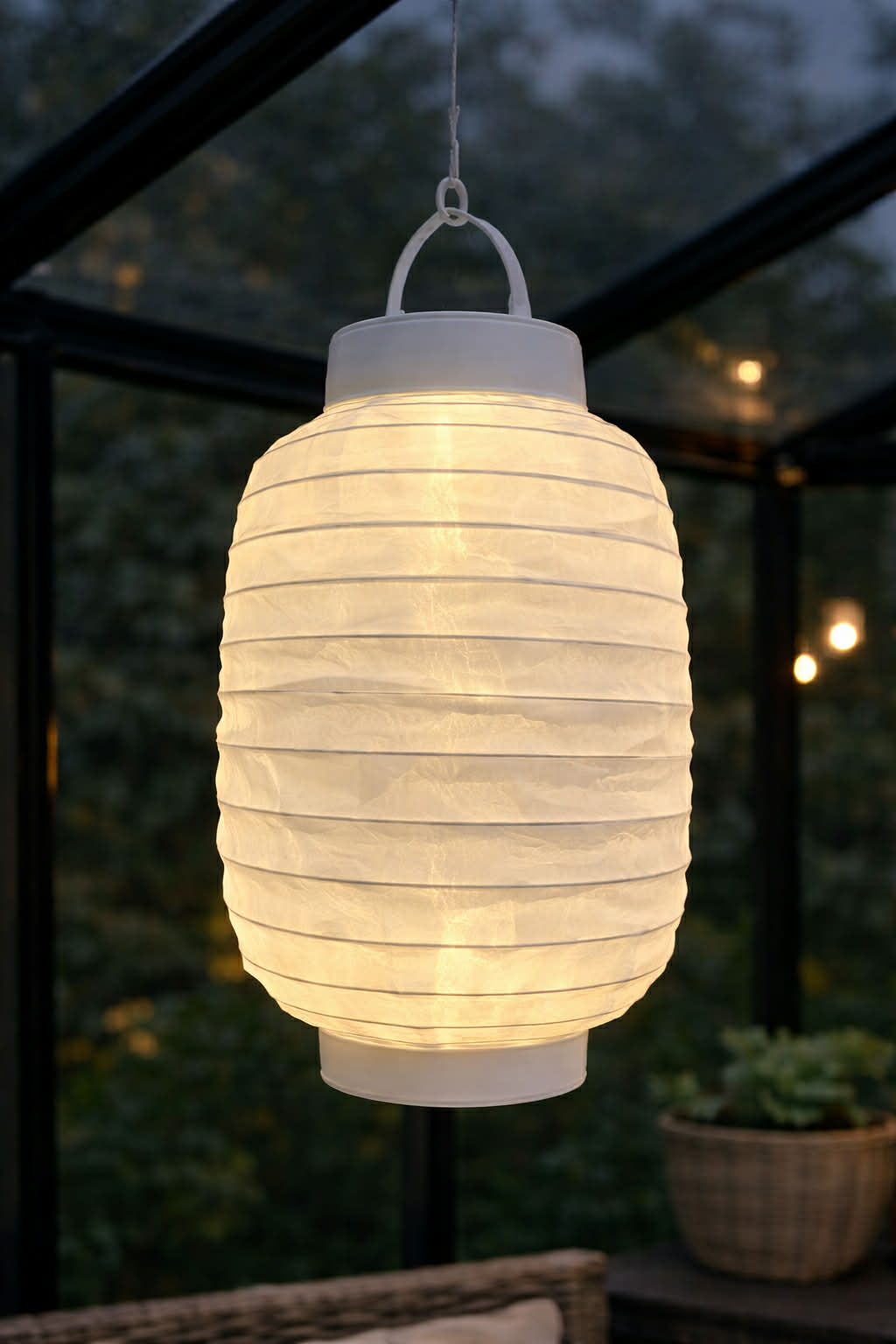 Lamp met zonnecellen – White