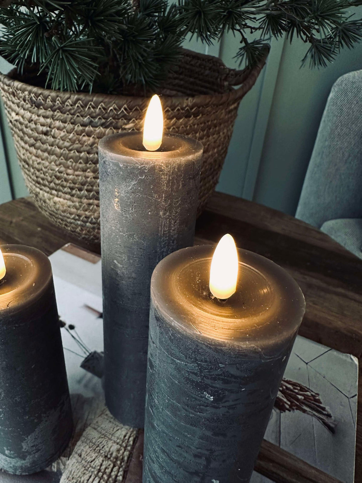 LED Blokkaarsen / Grijs – 3 stuks Rustiek dia 5 cm