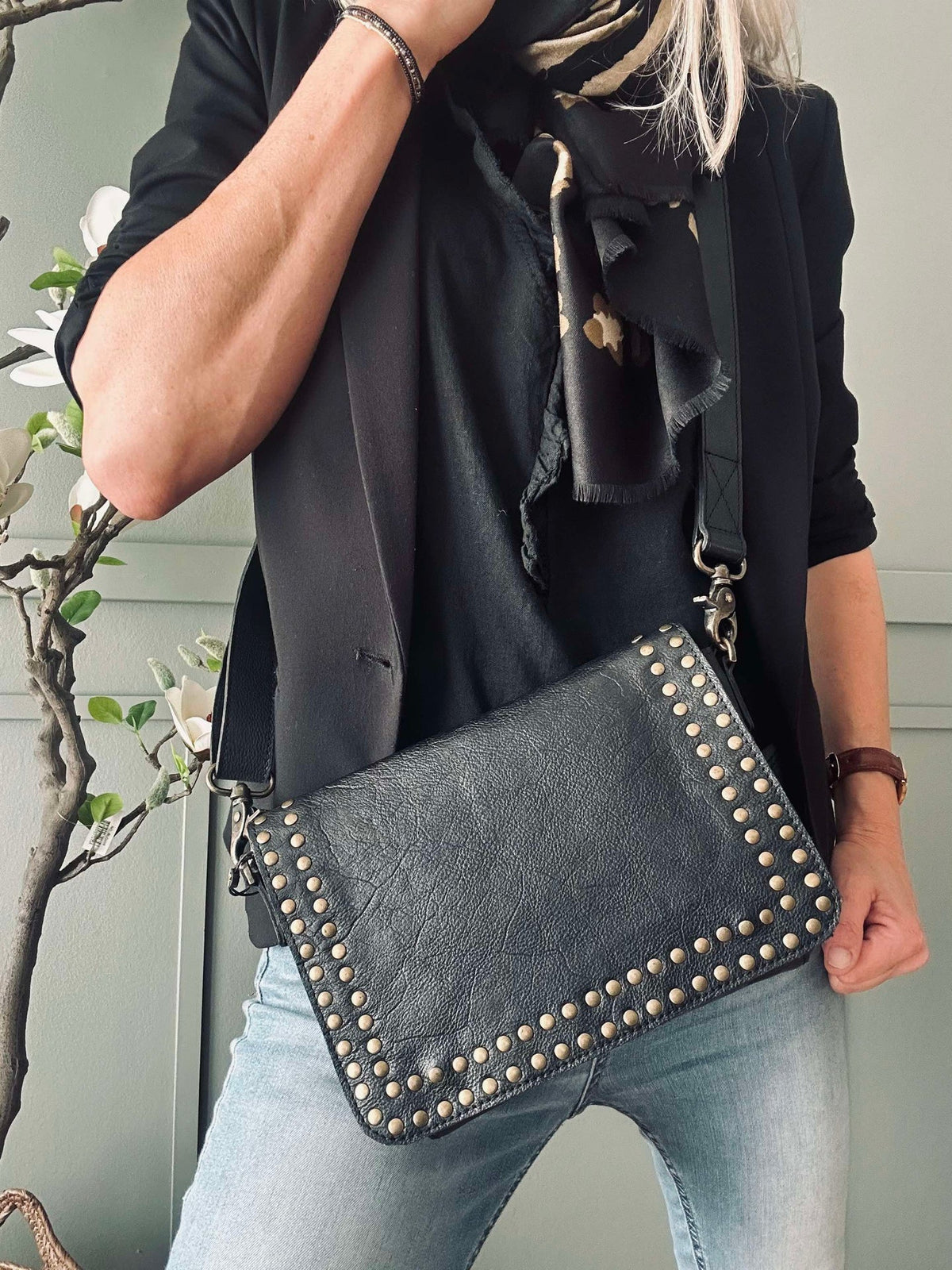 Crossover Raw Vintage black
