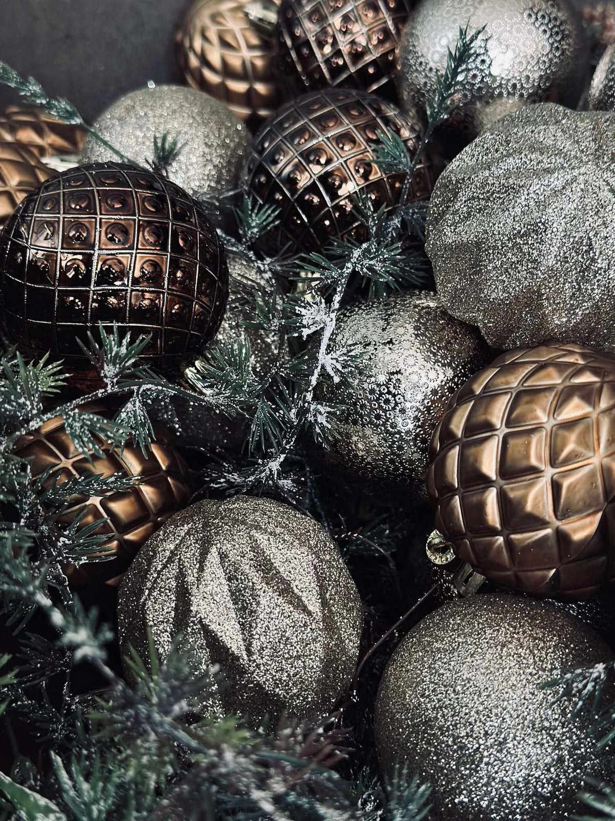 Kerstballen mix box 35 stuks