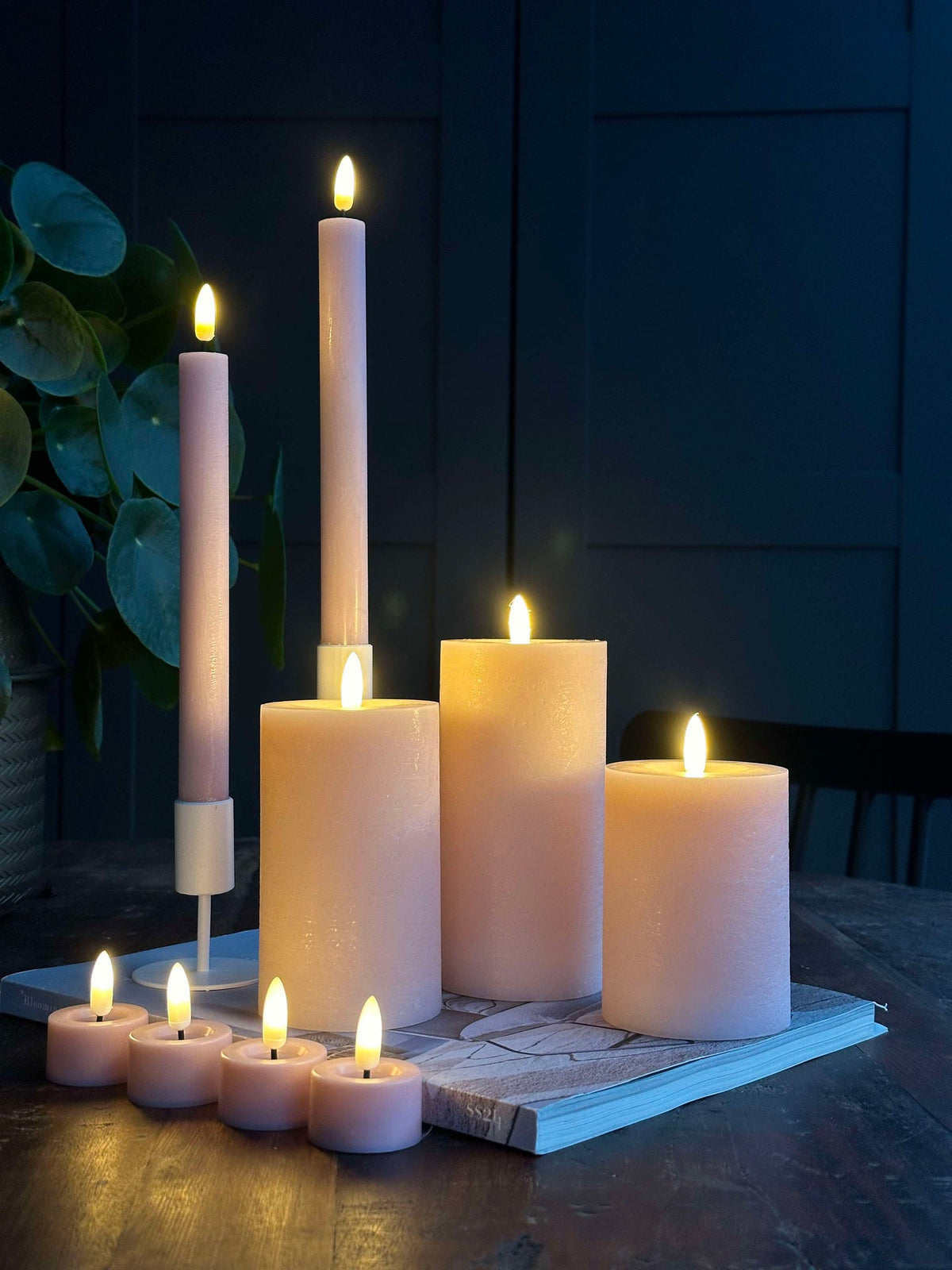 LED Licht pakket met 9 LED kaarsen - Roze