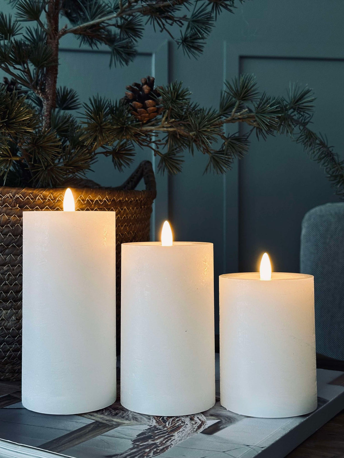 LED stompkaarsen / wit rustiek – 3 stuks