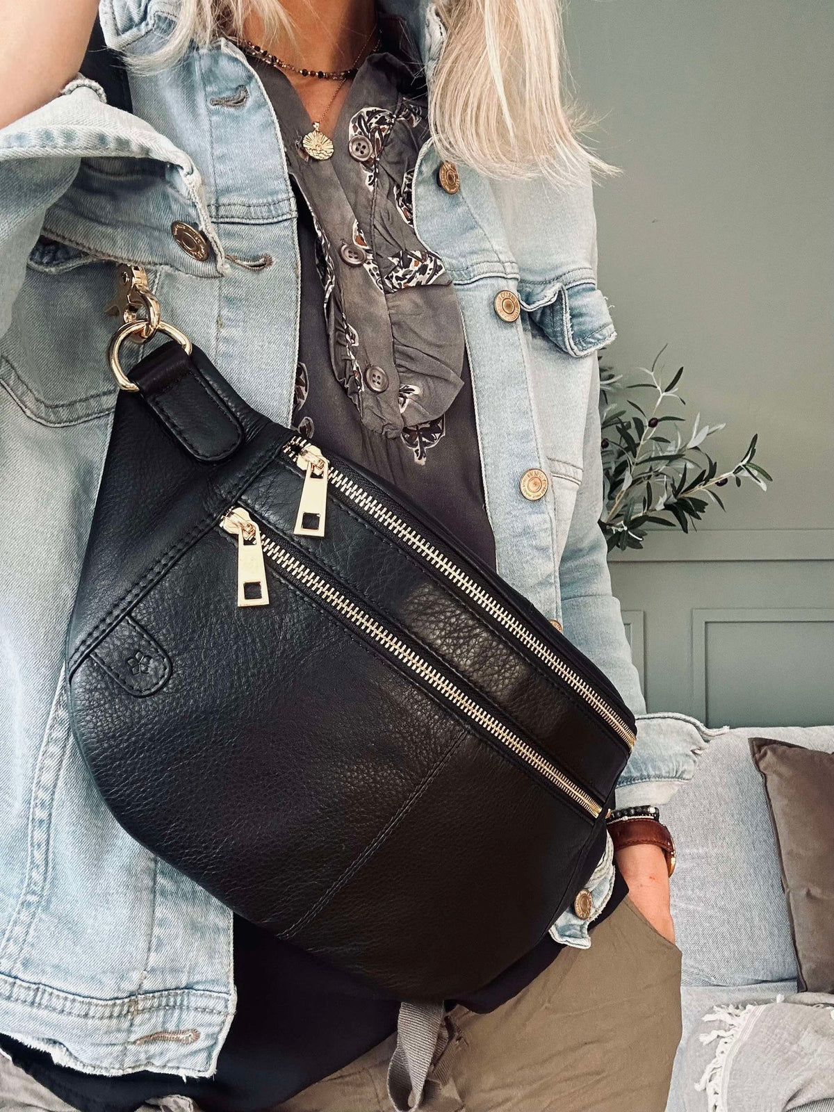 Bumbag Astrid - Zwart / Goud