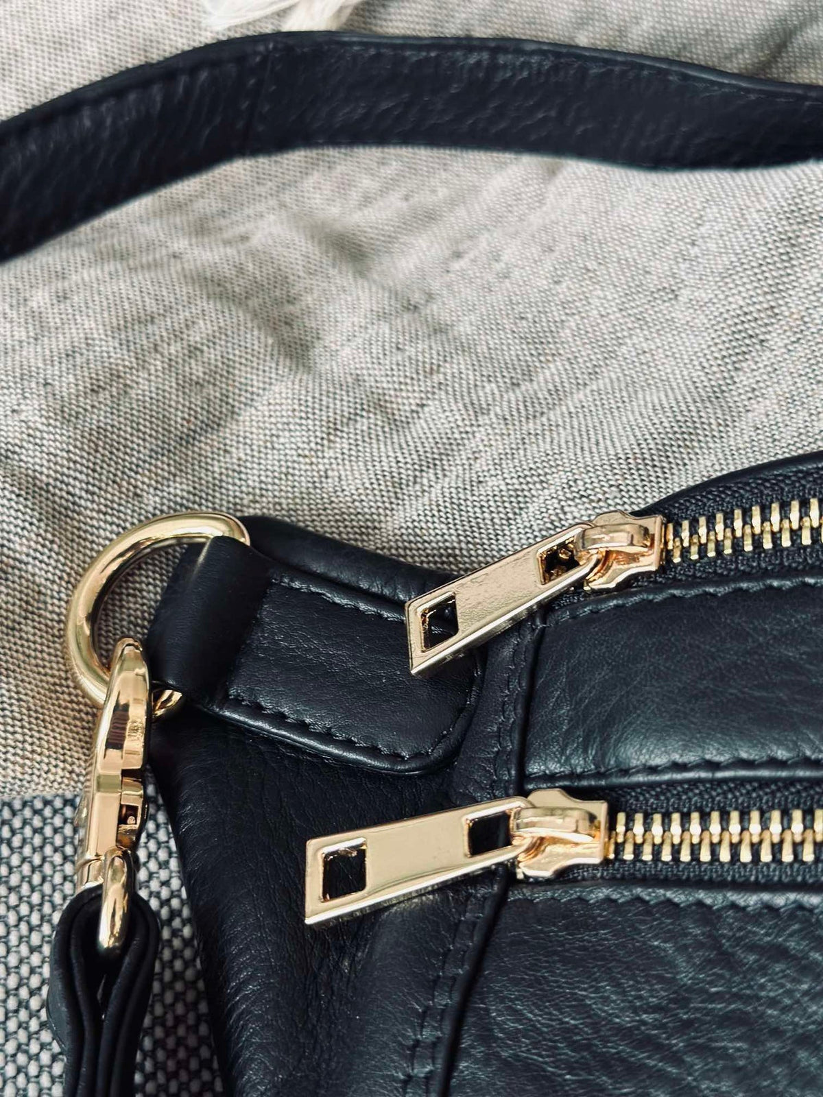 Bumbag Astrid - Zwart / Goud