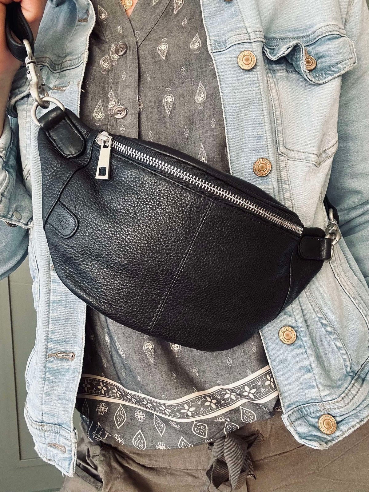 Bumbag Molly - Zwart / zilver