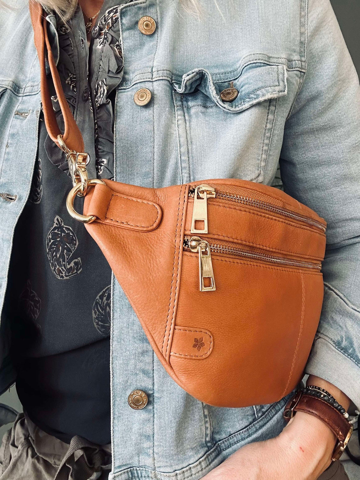 Bumbag Astrid - Cognac / Gold