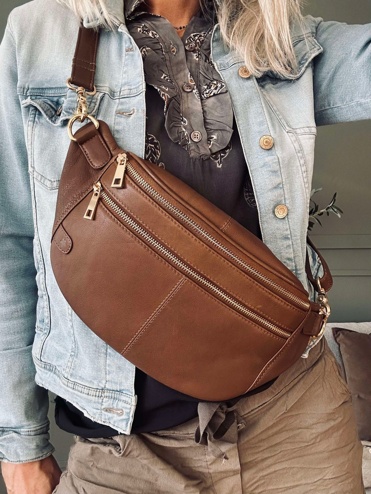 Bumbag Astrid - Coffee / Gold