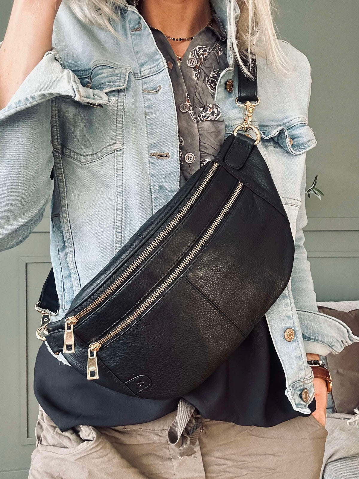Bumbag Astrid - Zwart / Goud
