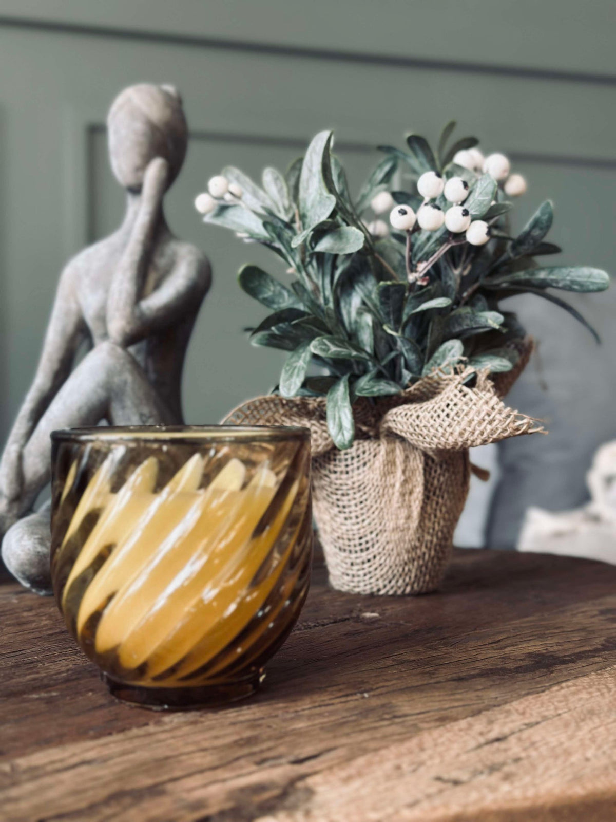 Geurkaars in glas - OUD WOOD