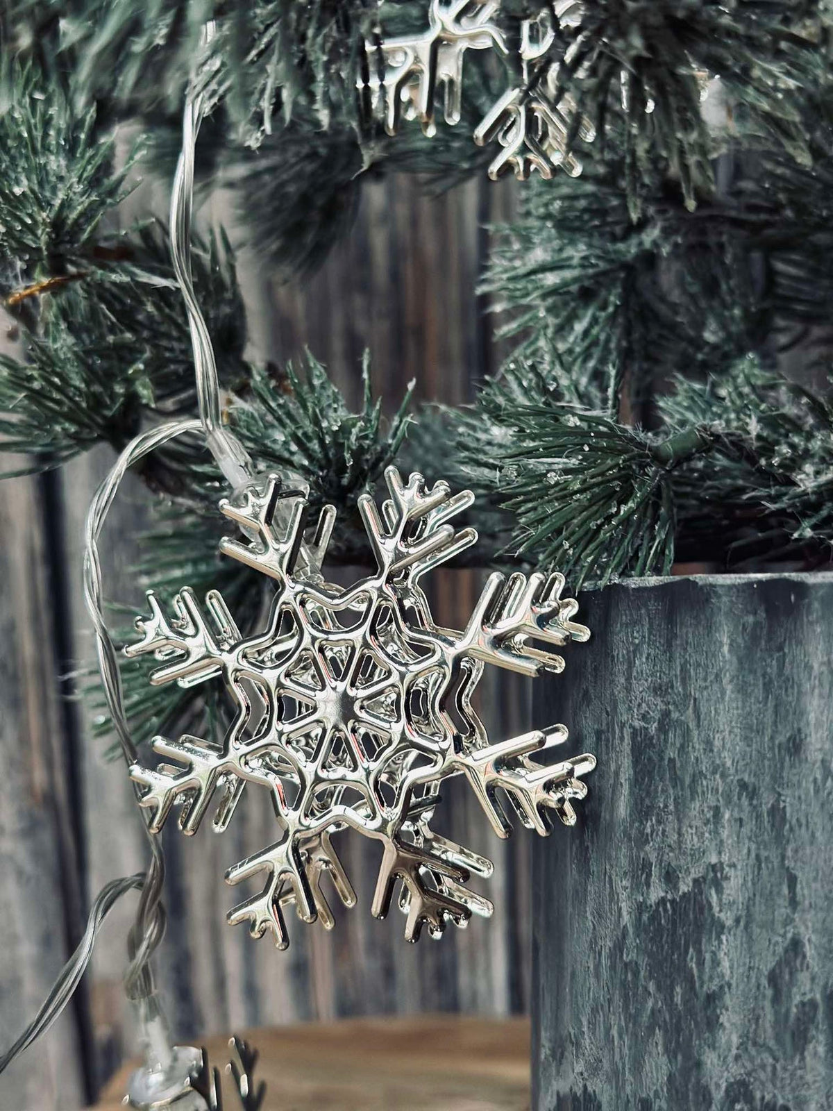 LED Lichtslinger met sneeuwvlokken - Zilver
