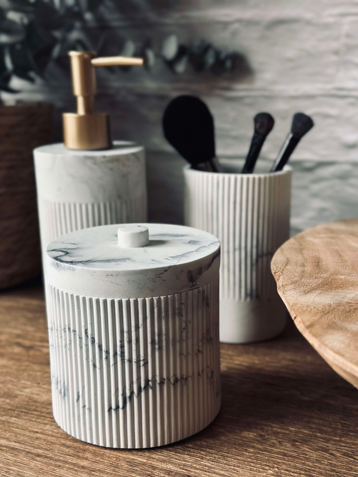 Pot met deksel in marmerlook