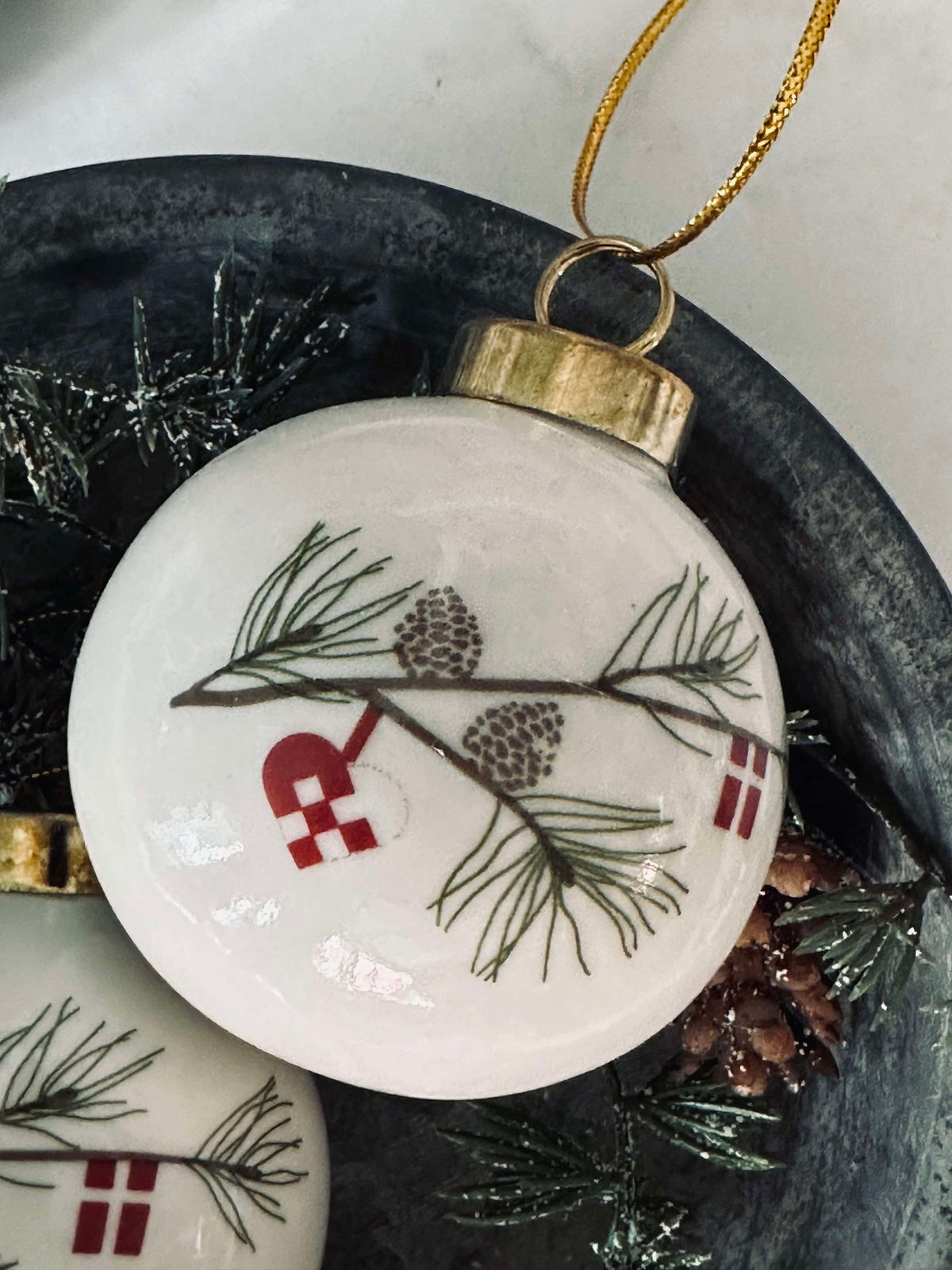 Kerstballen porselein - 2 st