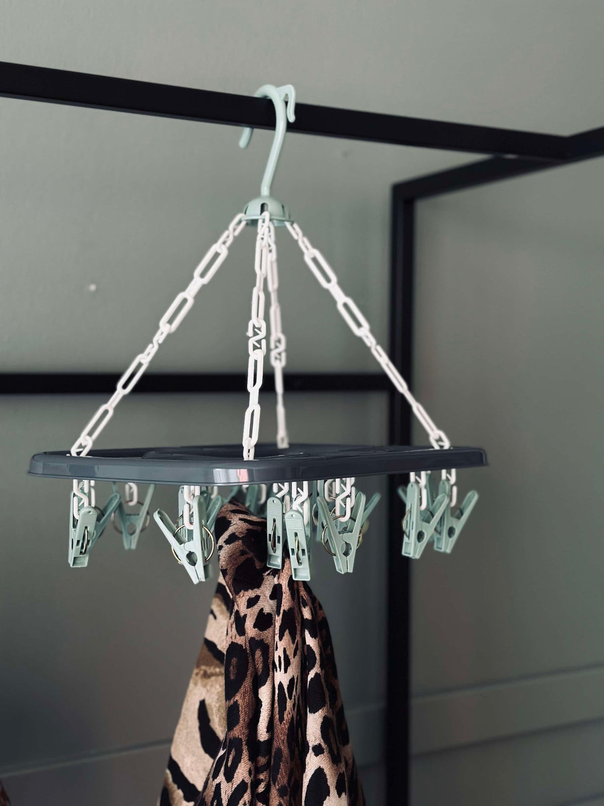 Hanger met klemmen - Green