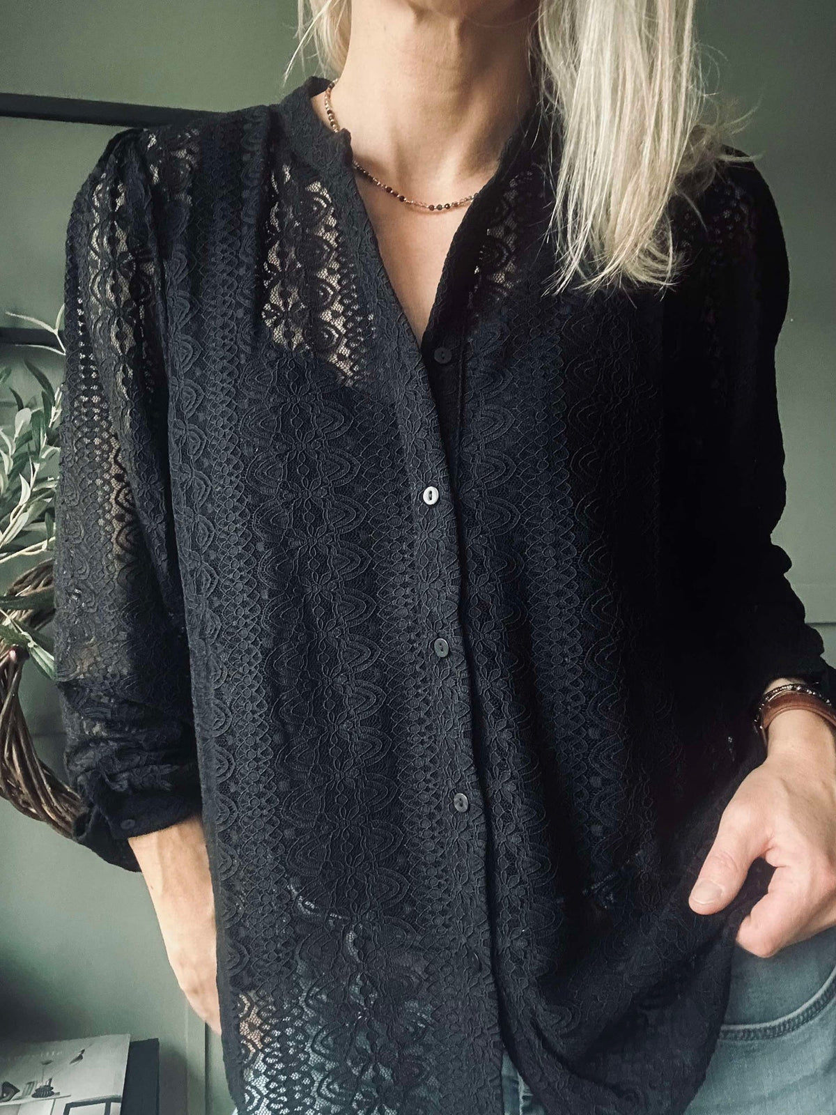 Blouse met kant – Black