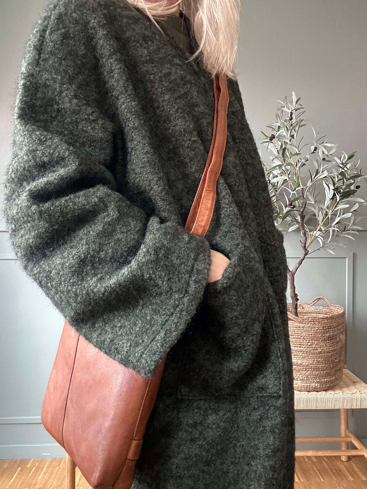 Jasje Belina - Oversized Dark Kaki