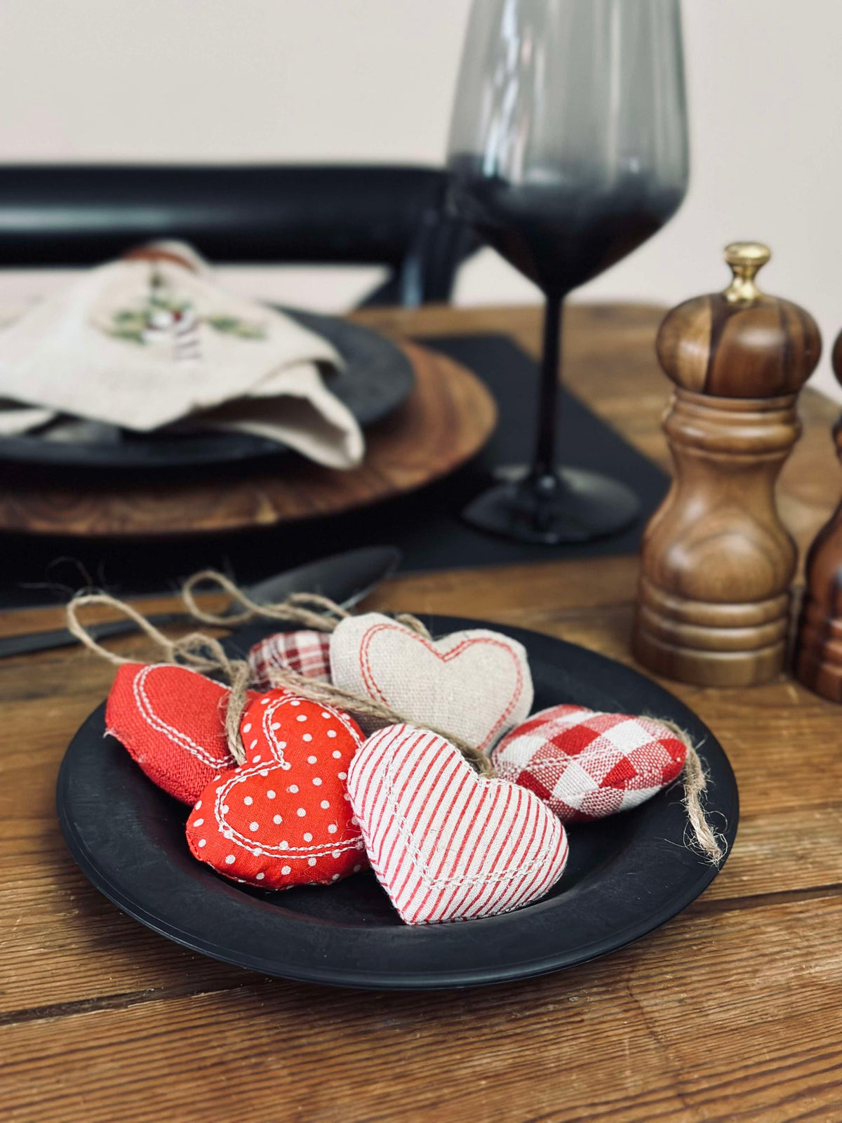 Kersthartjes met hanger - 6 st.