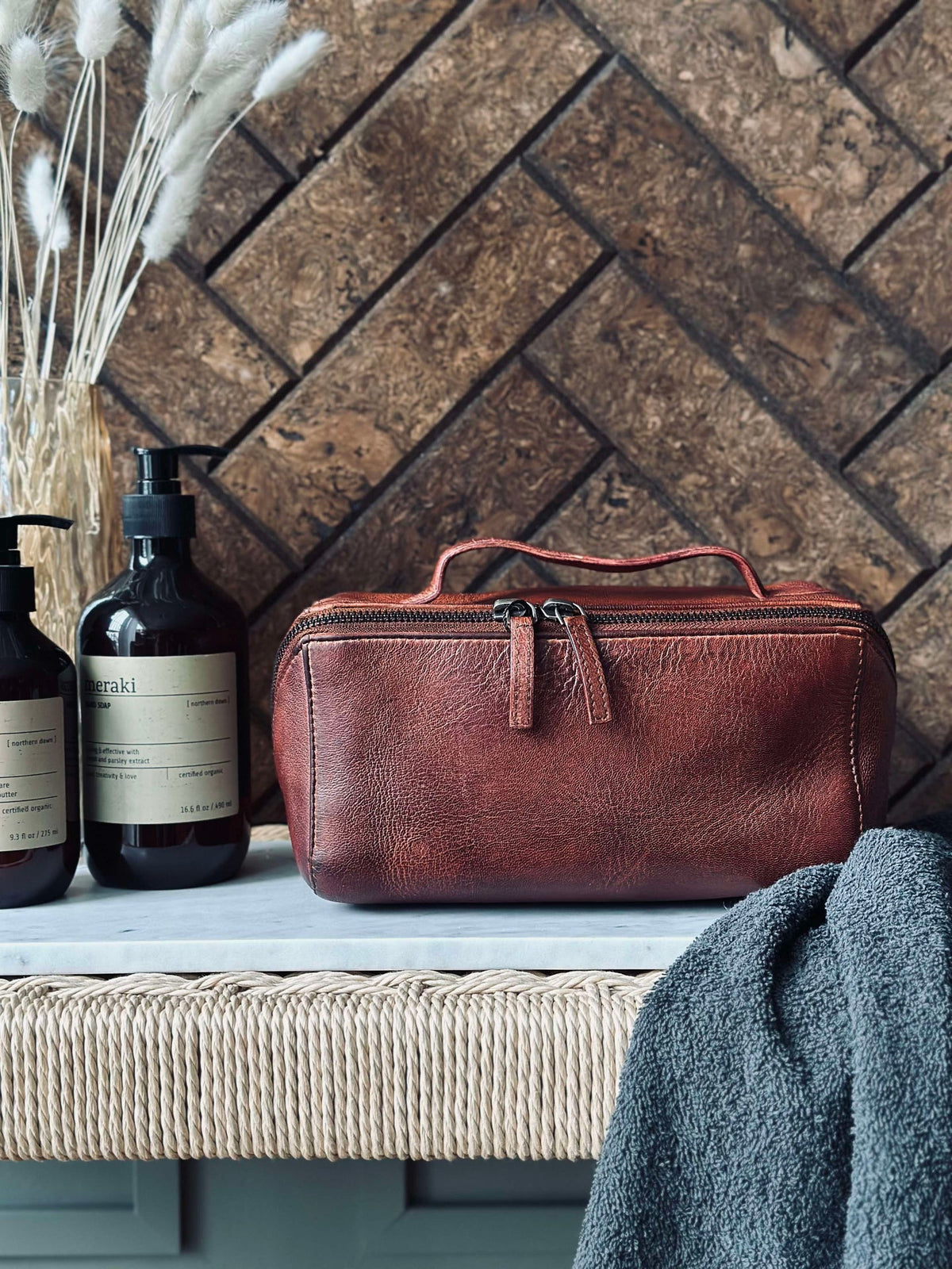 Toilettas Dark Cognac