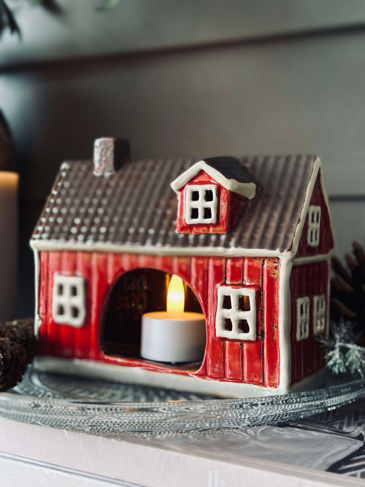 Licht Huisje Keramiek - Rode Houten Huis