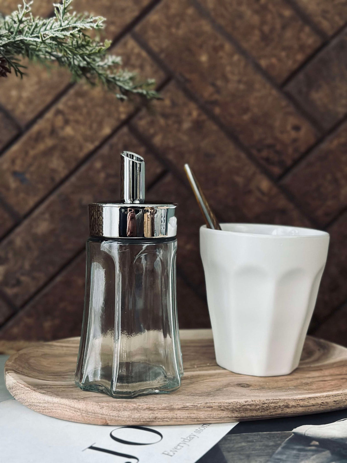 Suikerstrooier van glas