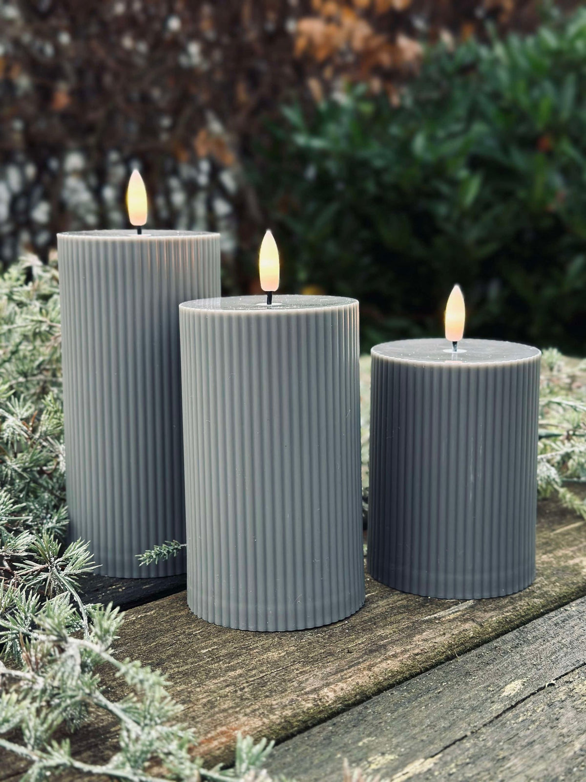 LED buiten stompkaarsen met groeven - Set van 3 stuks - Grijs