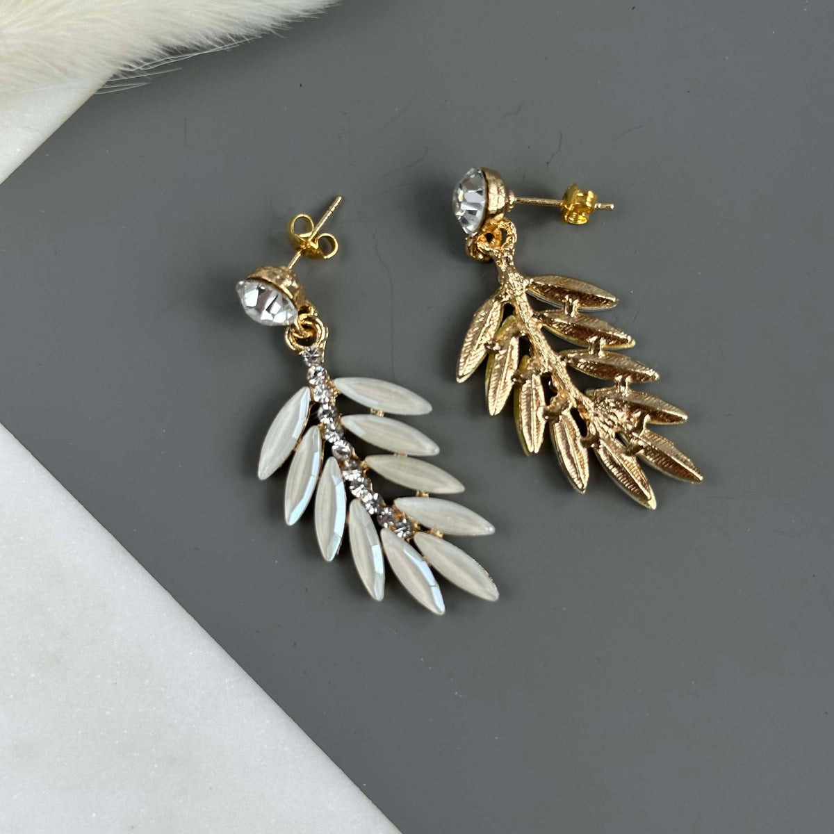Oorbellen Feather - White