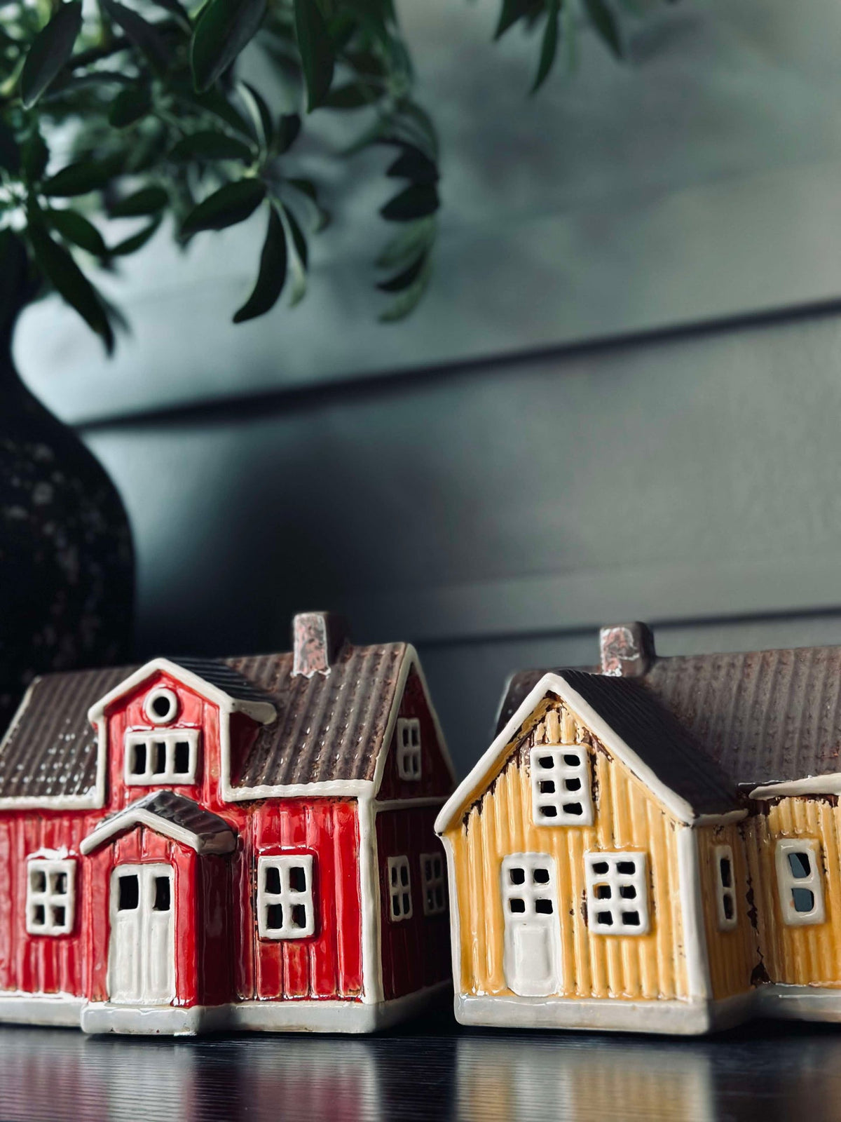 Licht huisje keramiek - geel houten huisje